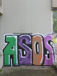 833469 Afbeelding van graffiti met de tekst 'ASOS' op de gevel van het voormalige Centraal Belastingkantoor ...
